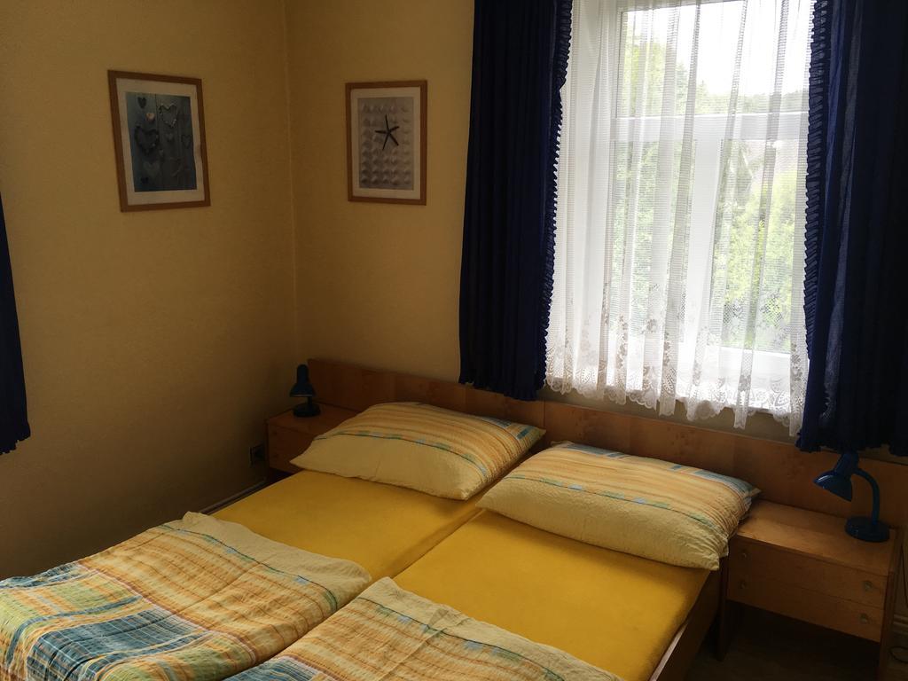 U Evy Jarosove Apartman Desná Kültér fotó